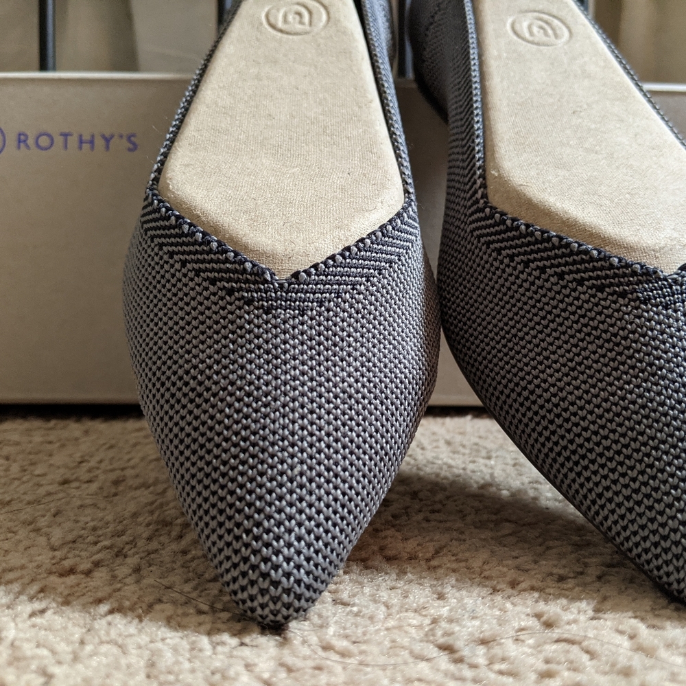 Size 6 Rothy's Flats BNIB - Picture 8 of 8